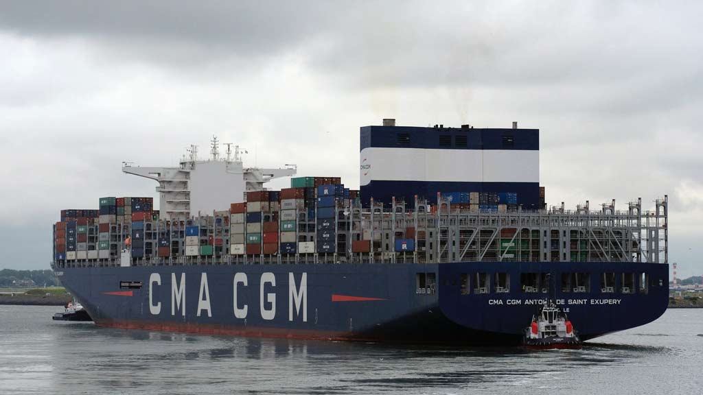 Shared container shipping on the Sea